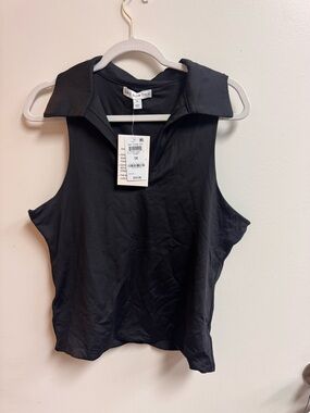Black Sleeveless Collared Tank